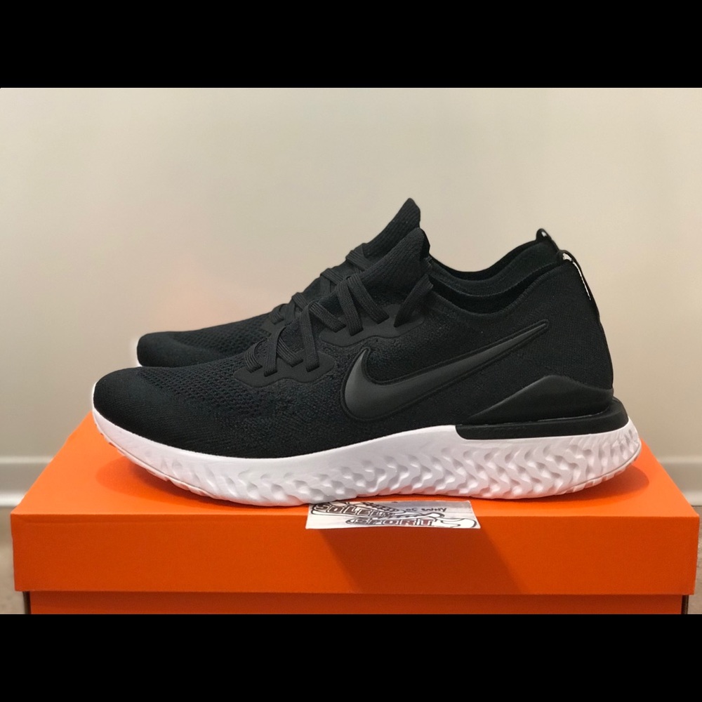 NEW Nike Epic React Flyknit 2 Black White Air Max - Picture 2 of 8